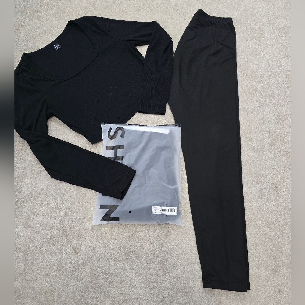 3 PC SHEIN Lot Leggings, Long Slweve Top Size Med